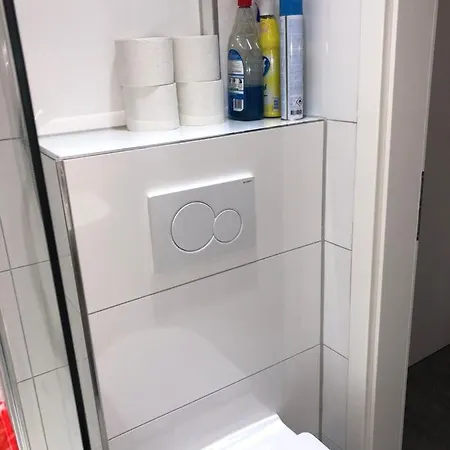 Oezkurt-1 Apartamento Friedrichshafen
