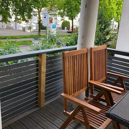 Oezkurt-1 Apartamento Friedrichshafen