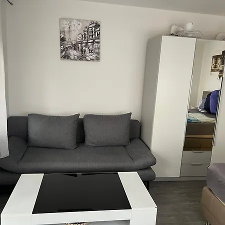 Apartament Oezkurt-1 *