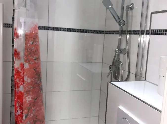 Oezkurt-1 * פרידריכסהאפן